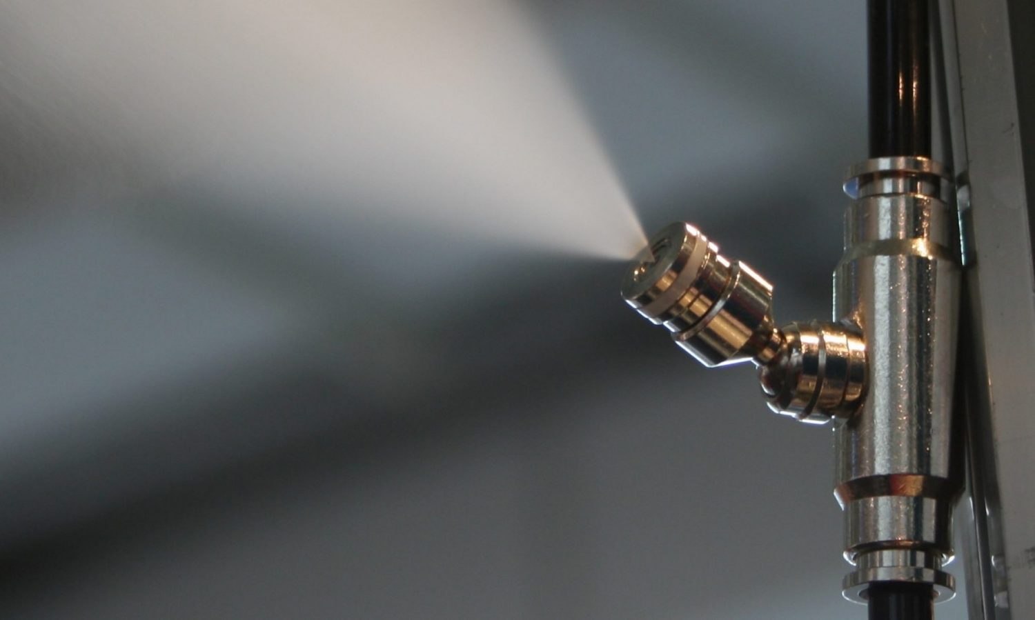 تولید کننده تجهیزات مه پاش برندFN